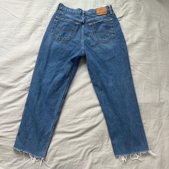 Levi's Denim - LEVI'S 80s Mom Jean Women's Size 29x30‎ 25" Inseam Distressed Raw Hem Premium